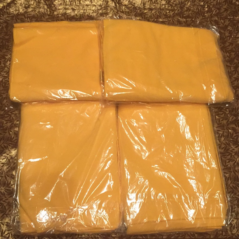 NWT scarves - Picture 2 of 8
